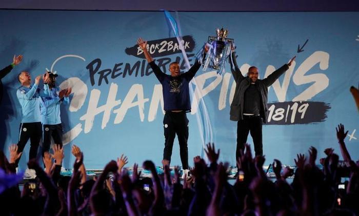 Manchester Cityye UEFA şoku
