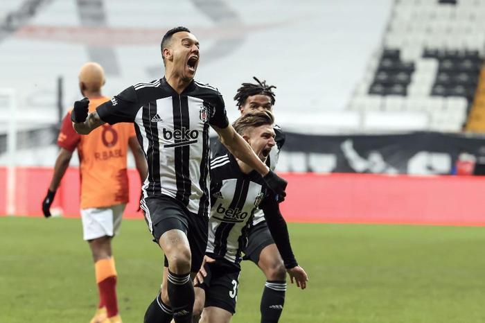 Beşiktaş Hulk transferi için Josef de Souzayı devreye soktu