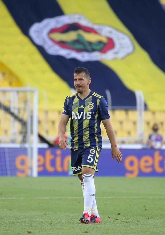 MUTLU SON ÇIKMAZ