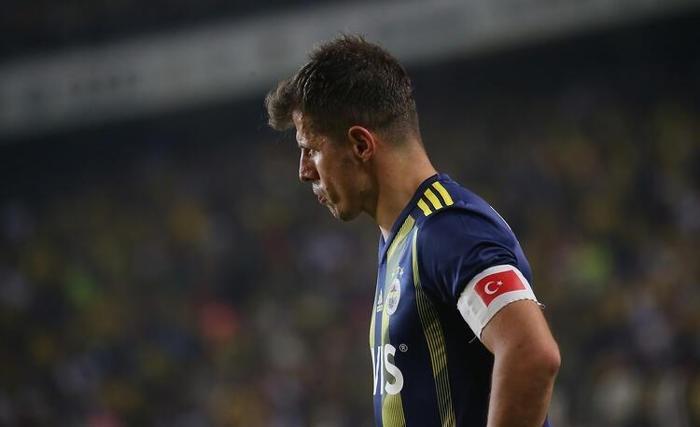 SON DAKİKA Emre Belözoğlu futbola devam edebilir
