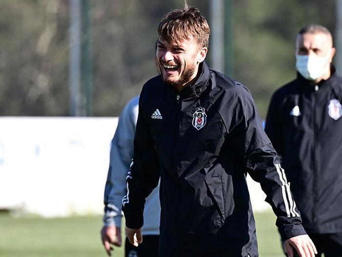Beşiktaşta yüzler gülüyor İşte Göztepe maçı hazırlıklarından kareler