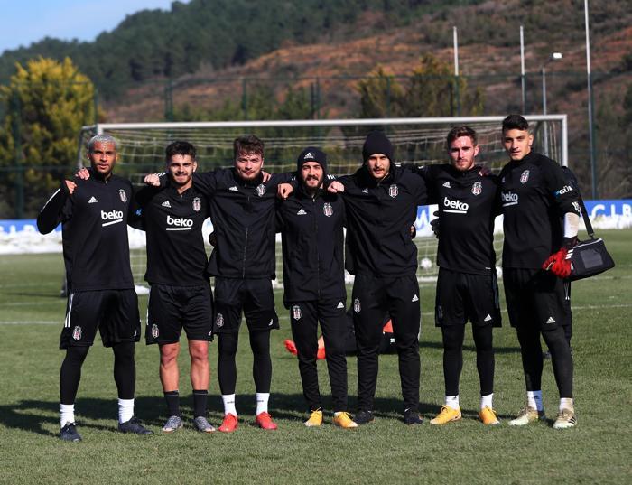 Beşiktaşta yüzler gülüyor İşte Göztepe maçı hazırlıklarından kareler