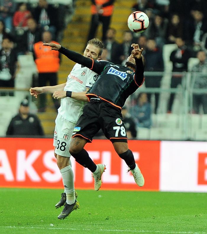 Gecenin sorusu (Ali Ece)
