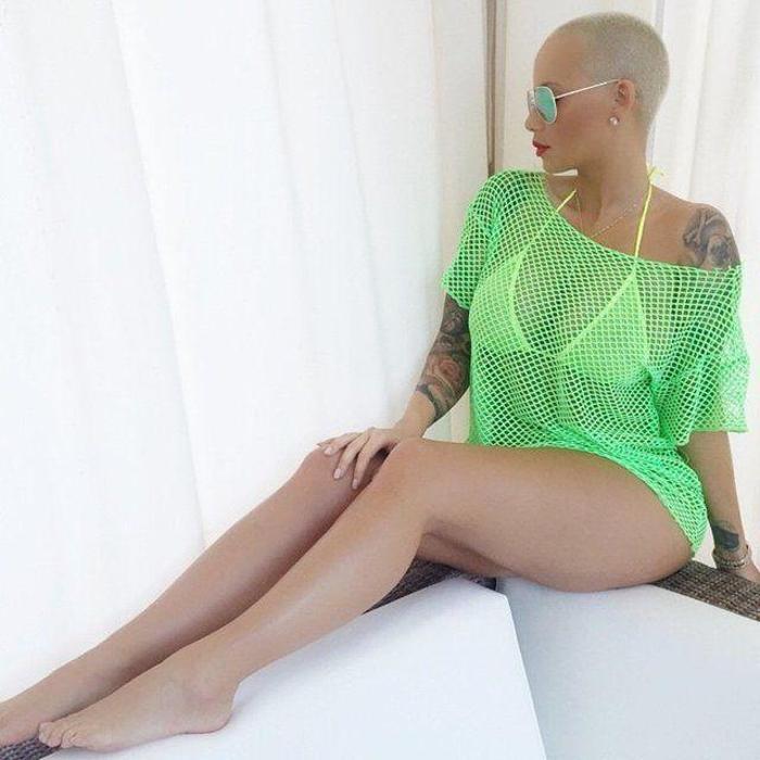 Amber Rose Instagramda olay yarattı