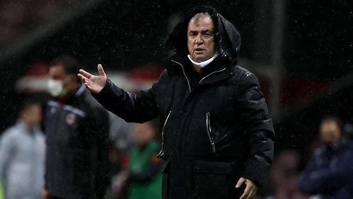 Galatasaray haberi: Fatih Terimden olay sözler Arkamda 25 milyon var