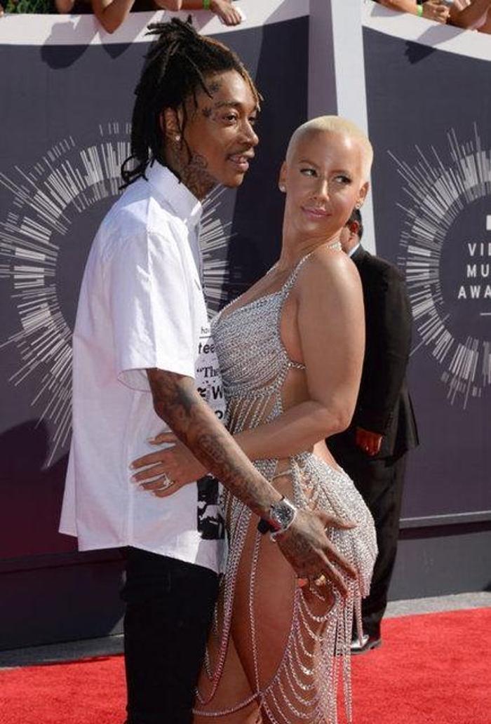 Amber Rose Instagramda olay yarattı