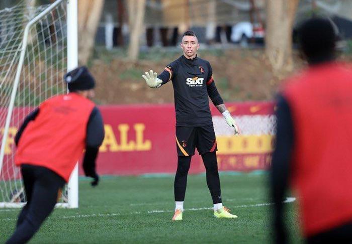 Galatasaray son dakika: Beşiktaş derbisi öncesi Fernando Muslera müjdesi