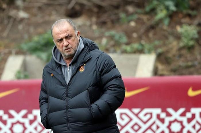 Galatasaray haberi: Fatih Terimden olay sözler Arkamda 25 milyon var