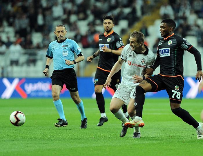Beşiktaş - Alanyaspor maçından ekrana yansımayanlar