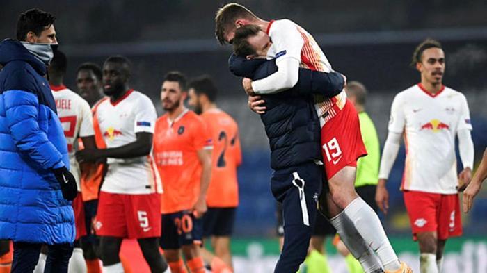 Alexander Sörlothta son dakika Nagelsmanndan açıklama