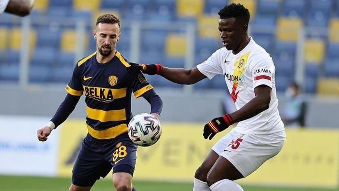 İrfan Can Kahveci satrancı Son dakika Galatasaray transfer haberi