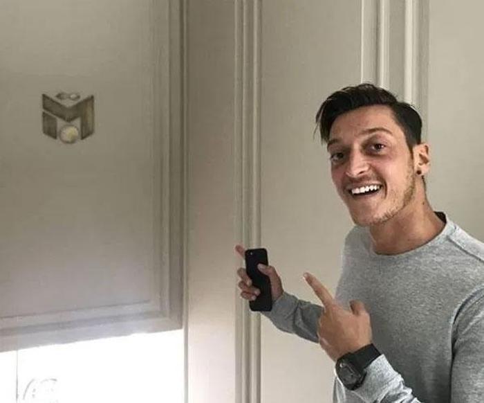 Mesut Özilin Londradaki evi görenleri büyülüyor