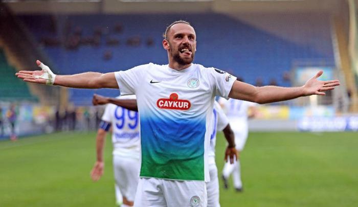Resmen açıkladı: Vedat Muriçi transfer etmek istiyoruz
