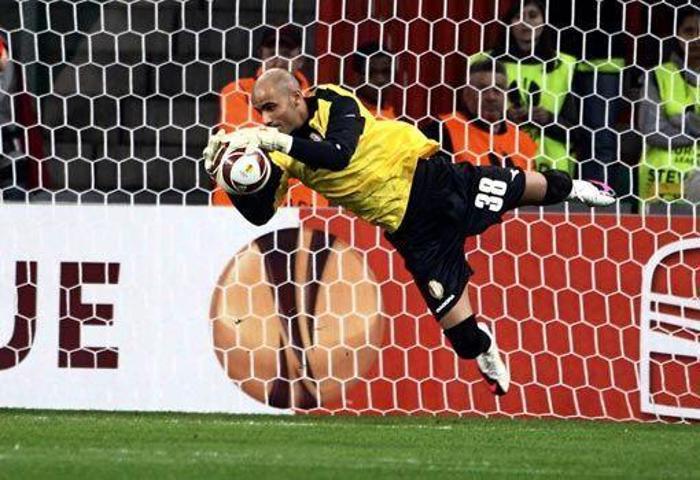 SİNAN BOLAT (STANDARD LIEGE)