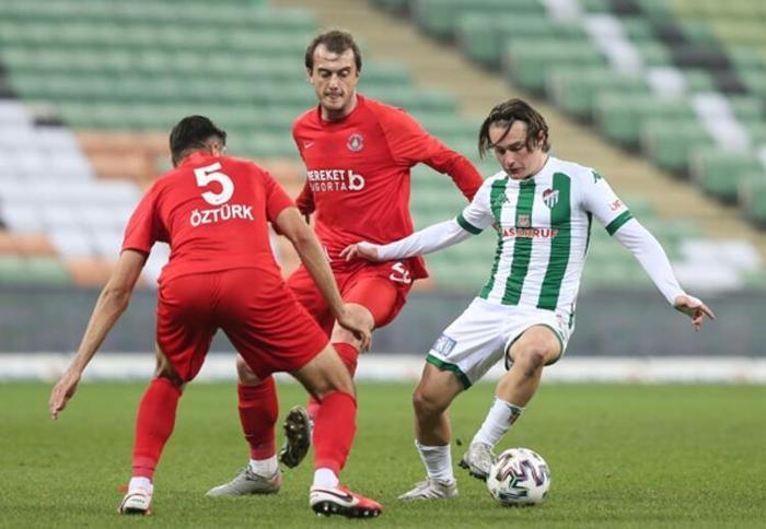 Son dakika transfer haberi Bursasporda Ali Akman bombası Yeni takımını duyurdular...