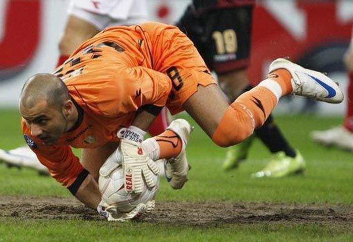 SİNAN BOLAT (STANDARD LIEGE)