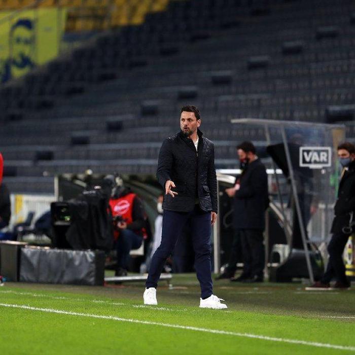 Fenerbahçede Erol Buluttan radikal değişim