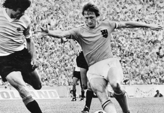 JOHAN CRUYFF