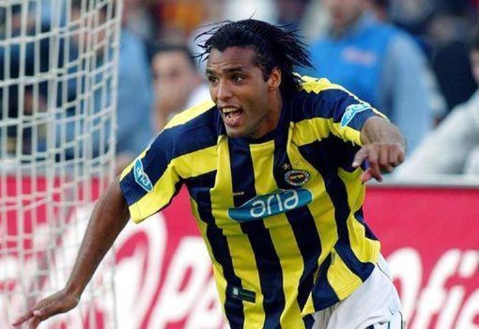 PIERRE VAN HOOIJDONK