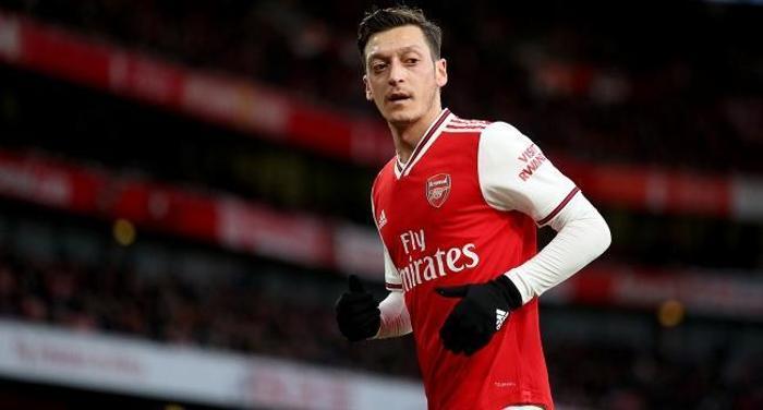 Son dakika Mesut Özil Fenerbahçeye transfer olmaya çok yakın