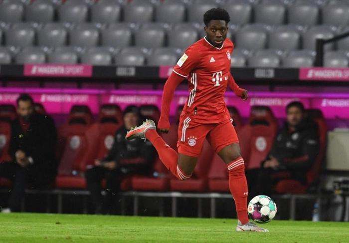 8 - ALPHONSO DAVİES - BAYERN MÜNİH: 139,2 MİLYON EURO