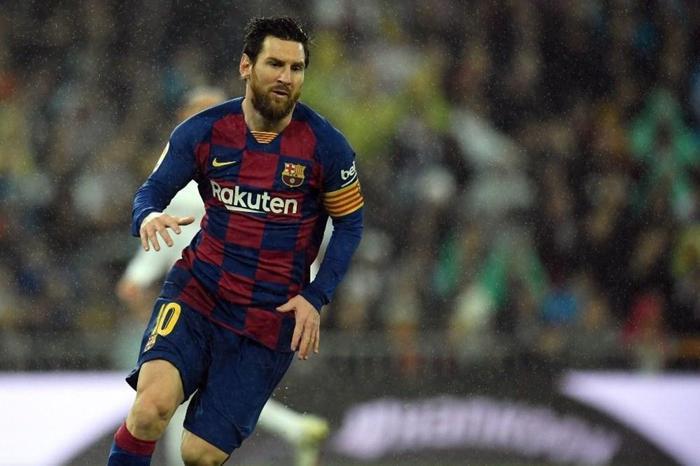 97 - LİONEL MESSİ - BARCELONA: 54 MİLYON EURO