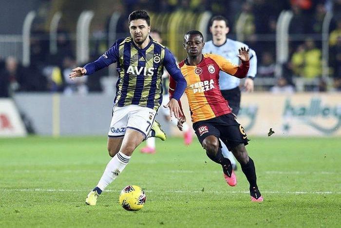 Son dakika: Galatasarayda transfer zirvesi