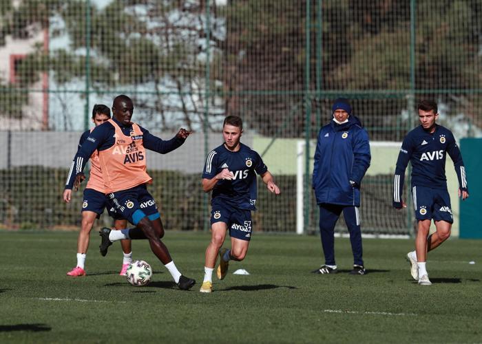 Fenerbahçeye Caner Erkin müjdesi