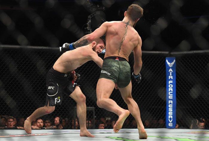 50 Centten Khabib Nurmagomedove dev teklif