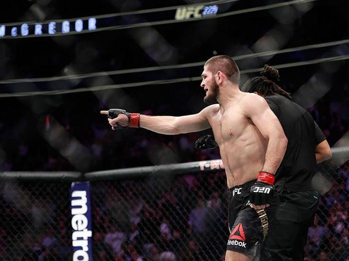 50 Centten Khabib Nurmagomedove dev teklif