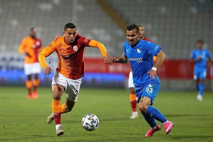 Galatasaraydan son dakika transfer atağı Omarın kazası sonrası