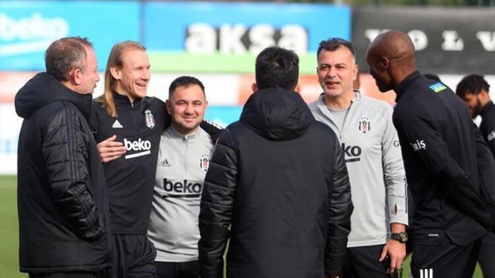 Son dakika Beşiktaş ilk transfer bombasını Koita ile patlatıyor