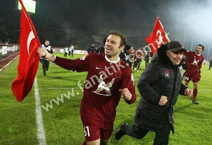 GÖKDENİZ KARADENİZ (RUBIN KAZAN)