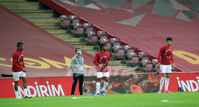 Galatasaray - Antalyaspor maçı öncesi Omar Elabdellaouiye destek