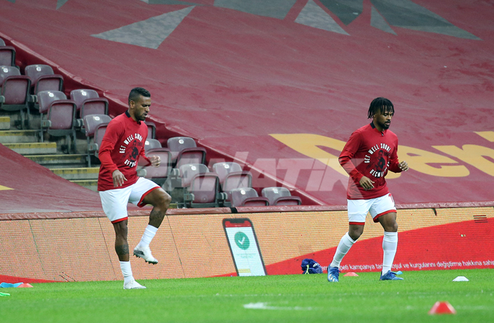 Galatasaray - Antalyaspor maçı öncesi Omar Elabdellaouiye destek