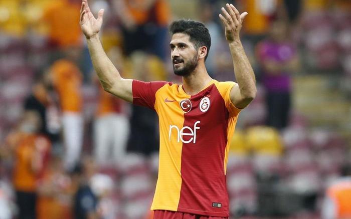 Galatasarayda Emre Akbaba şoku 15 milyon Euro...