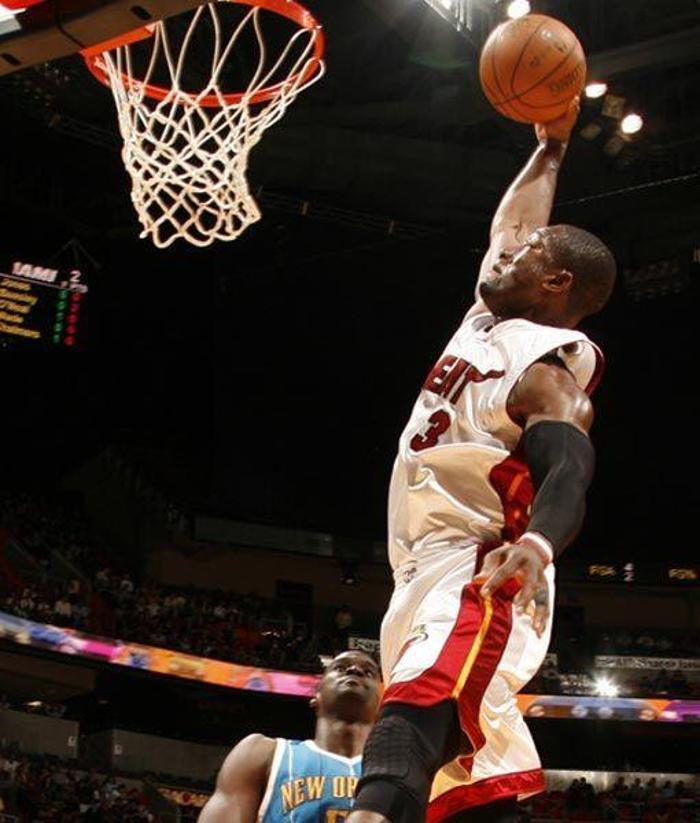 DWYANE WADE (MIAMI HEAT)