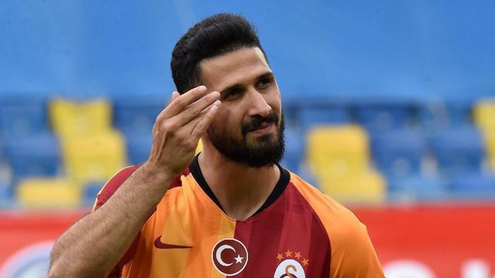 Galatasarayda Emre Akbaba şoku 15 milyon Euro...