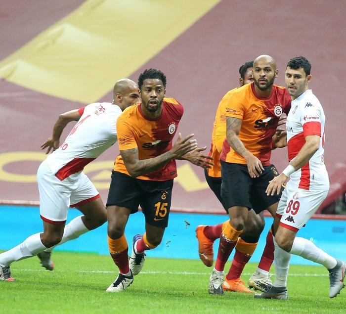 Galatasaray son dakika: Fatih Terim yıkıldı İşte o anlar