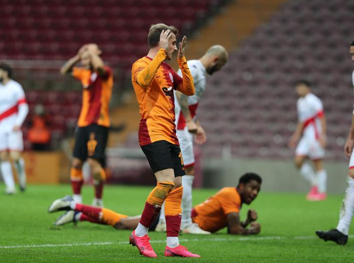 Galatasaray son dakika: Fatih Terim yıkıldı İşte o anlar