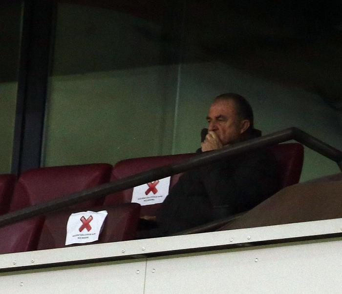 Galatasaray son dakika: Fatih Terim yıkıldı İşte o anlar