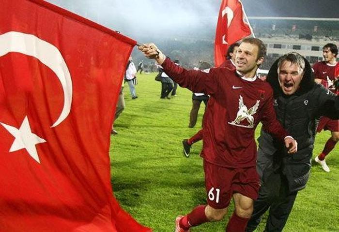 GÖKDENİZ KARADENİZ (RUBIN KAZAN)