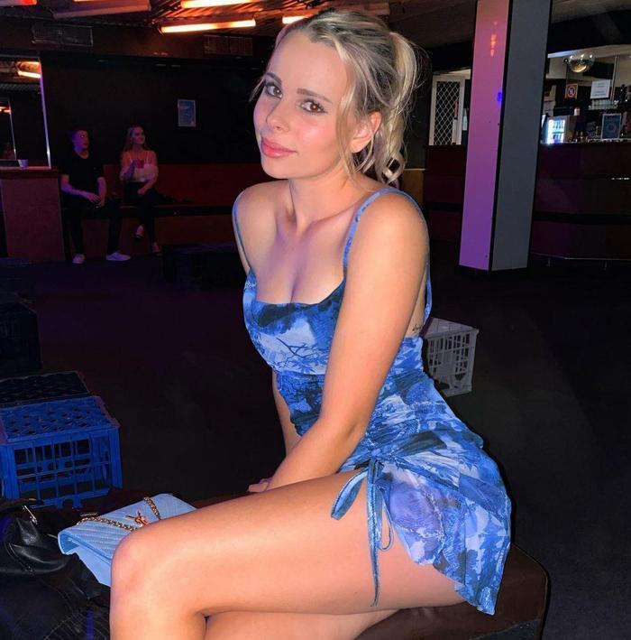 Avusturyalı tenisçi Angelina Graovac, çıplak görüntülerini satıyor