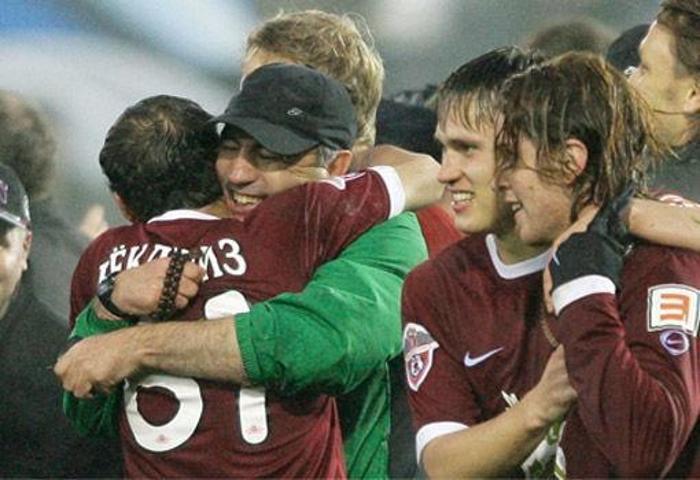 GÖKDENİZ KARADENİZ (RUBIN KAZAN)