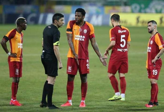 Galatasarayda Fatih Terimden radikal karar Başakşehir maçında...