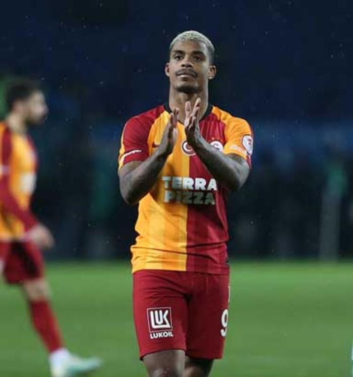 Galatasarayda Fatih Terimden radikal karar Başakşehir maçında...