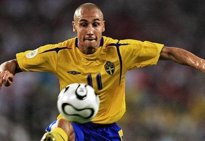 HENRIK LARSSON (İSVEÇ)