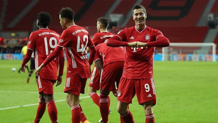 79 puan - Bayern Münih
