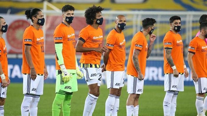Son dakika Fenerbahçe yönetiminden sürpriz karar Üstü çizildi