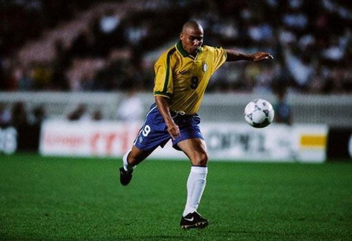 Ronaldo #9
